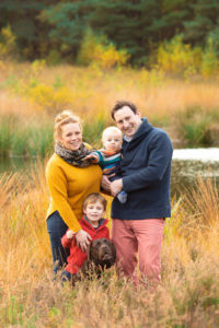 Woking family of 4 on photoshoot in Horsell Common